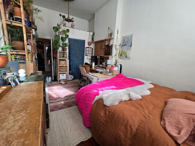 Foto del edificio - 825 N 26th St