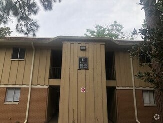 Building Photo - 507 NW 39th Rd