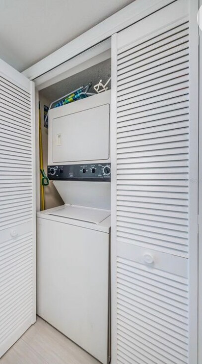 Foto del edificio - 4620 Bay Blvd