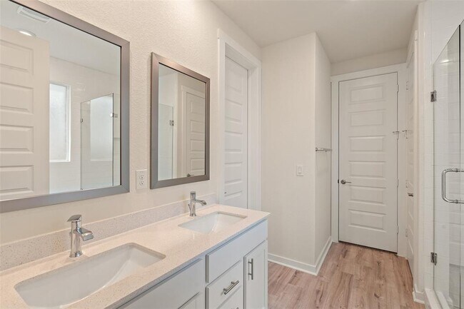 Foto del edificio - 204 Indian Shoal Dr