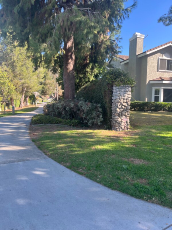 Building Photo - 674 Springbrook N