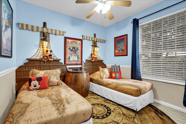 Building Photo - 2302 Silver Palm Dr