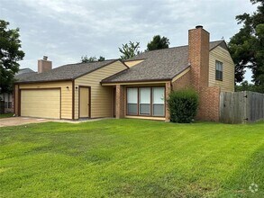 Building Photo - 3647 Palm Grove Dr