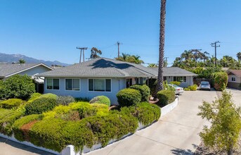 Building Photo - 344 Rosario Dr