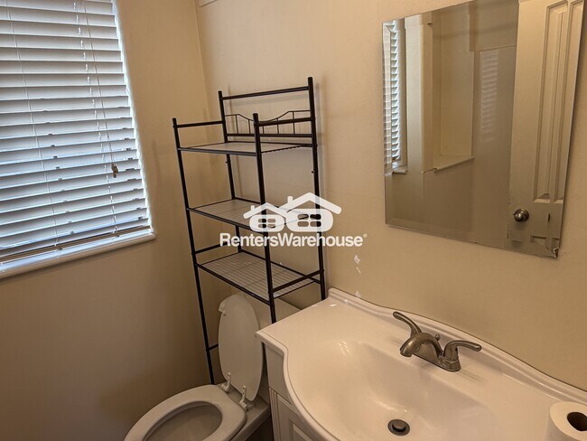 Building Photo - 4020 S 4300 W