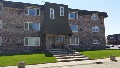 Building Photo - 1608 Richmond Cir