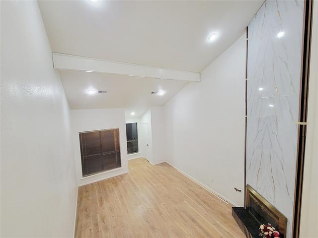 Foto del edificio - 205 McCarley Pl