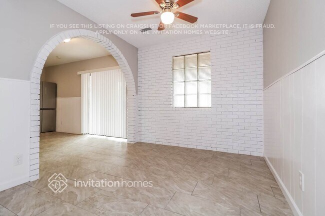 Building Photo - 4143 N 74th Dr