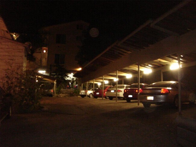 Foto del edificio - 3202 Grooms St