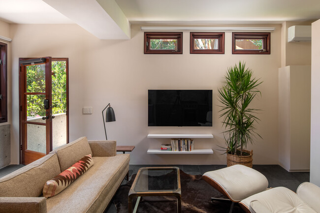 Foto del edificio - 7041 Almaden Ln
