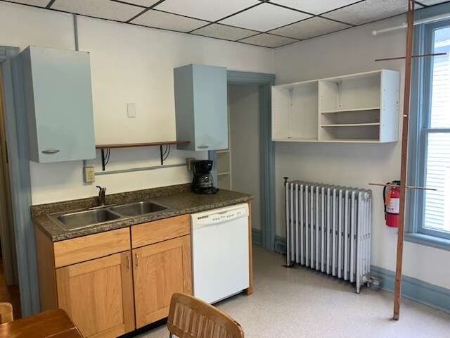 Building Photo - 103 N Quarry St