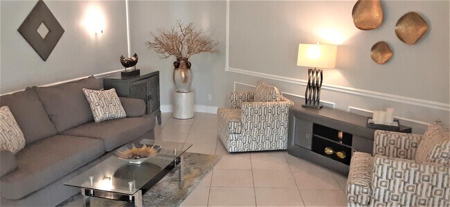 Foto del edificio - 2871 N Ocean Blvd