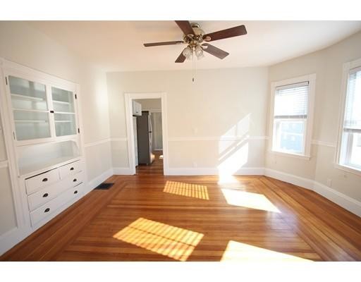 Building Photo - 61 Marlboro St