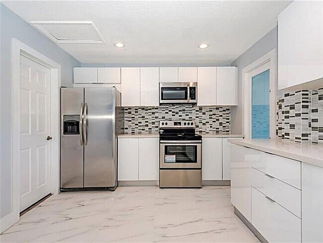 Foto del edificio - 5770 NE 18th Ave