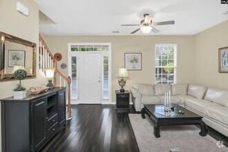 Building Photo - 106 Tuscany Ct