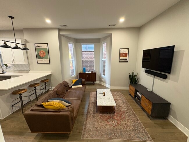 Foto del edificio - 1933 W Ohio St