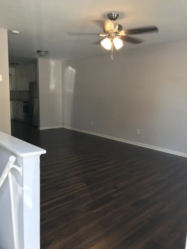 Building Photo - 4152 Cherrywood Dr