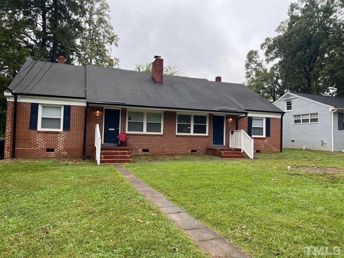 512 Cross St, Sanford, NC 27330 Townhome Rentals in Sanford NC