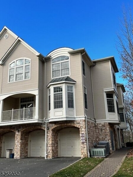 Foto principal - 816 Kensington Ln