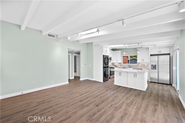 Building Photo - 1435 Bluebird Canyon Dr