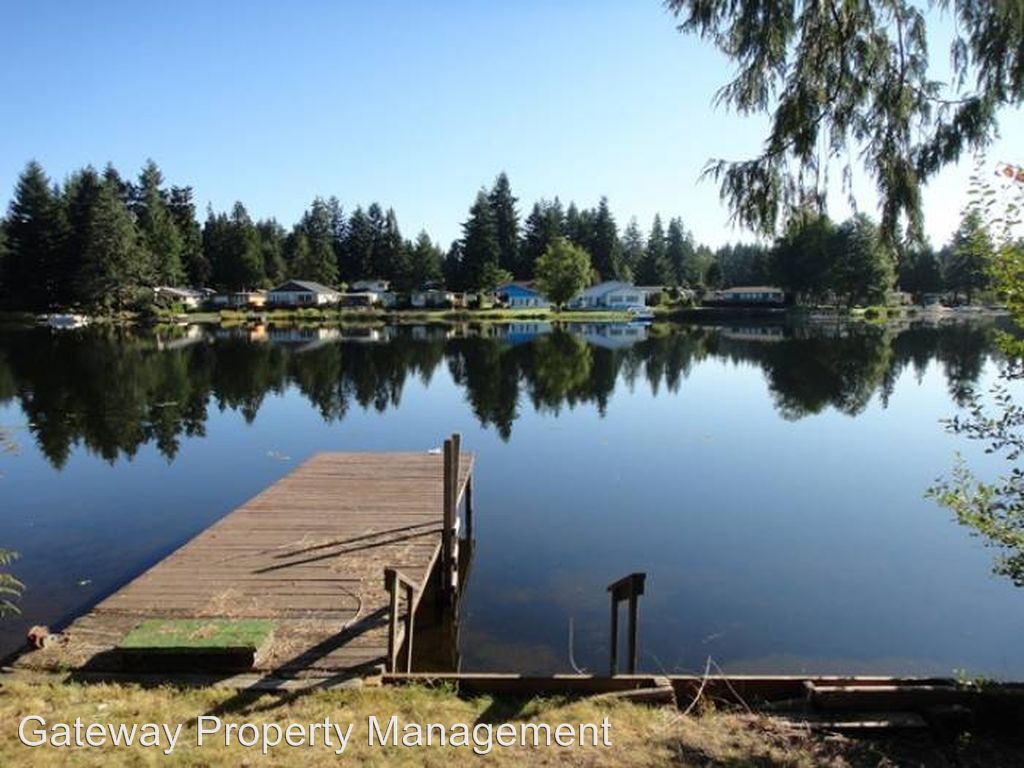 Primary Photo - 1280 SE Crescent Dr
