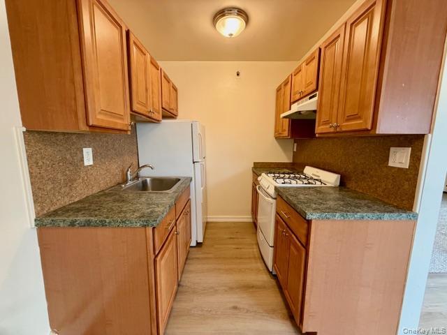 Foto del edificio - 185 E Lake Blvd