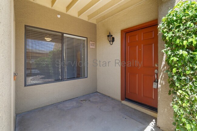 Foto del edificio - 7008 E Gold Dust Ave