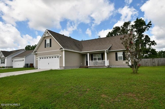 Building Photo - 145 Louie Ln