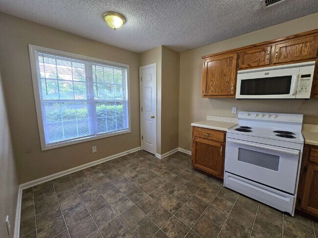 Foto del edificio - 2100 Ringgold Ct