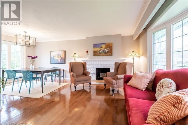 Building Photo - 227 Walden Dr