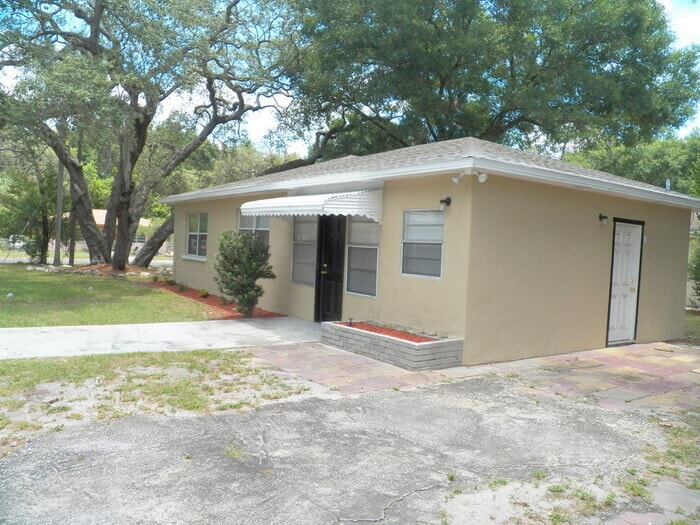 Foto del edificio - Charming 3-Bed Home in Seminole Heights - ...