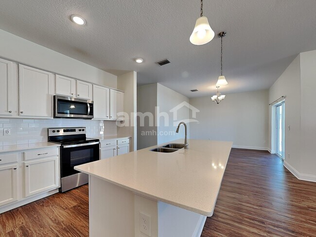 Foto del edificio - 1025 Summer Stone Lp