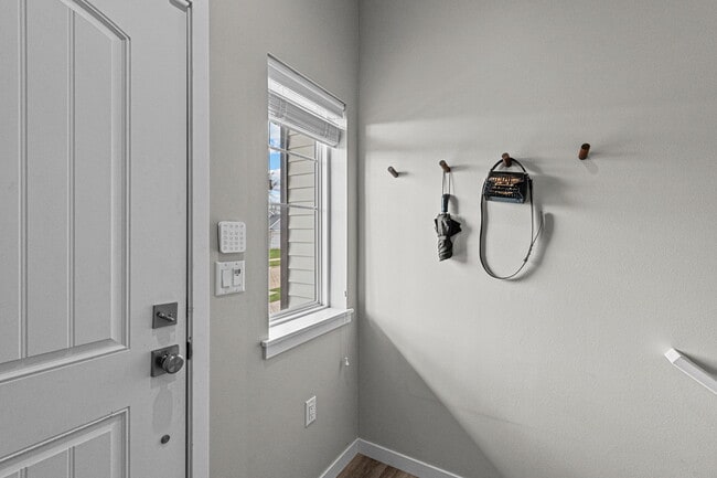 Building Photo - 1024 Dubs Dr