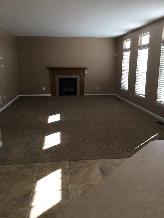 Foto del edificio - 5573 Woodmansee Way