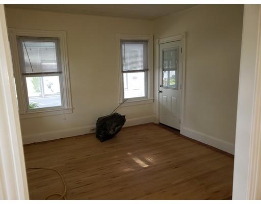 Building Photo - 31 Mulberry St