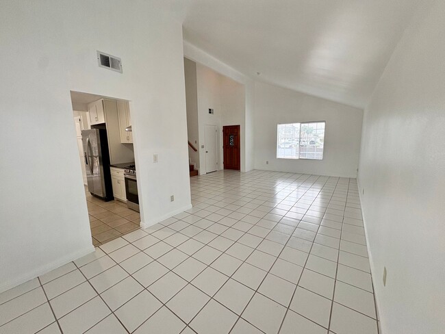 Building Photo - 3406 Chandler Cir
