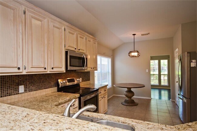 Building Photo - 1518 Lake Buchanan Ct