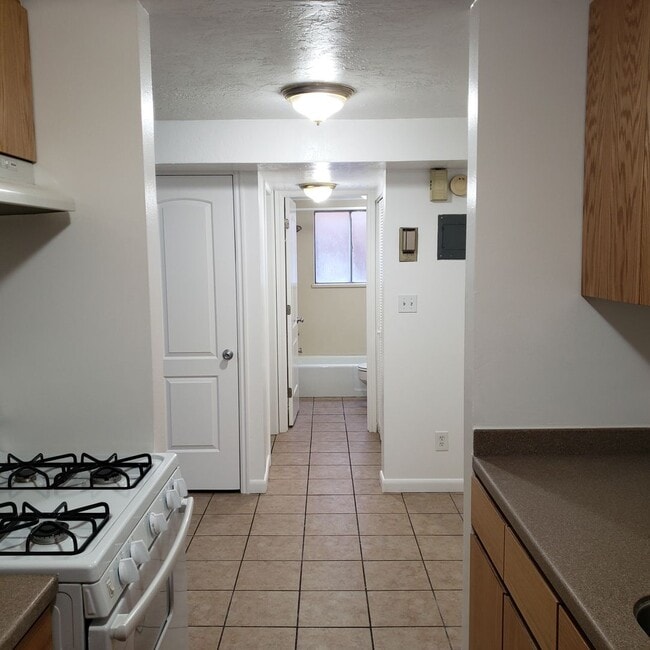 Foto del edificio - 1B/1B Pet Friendly Apartment South of BYU