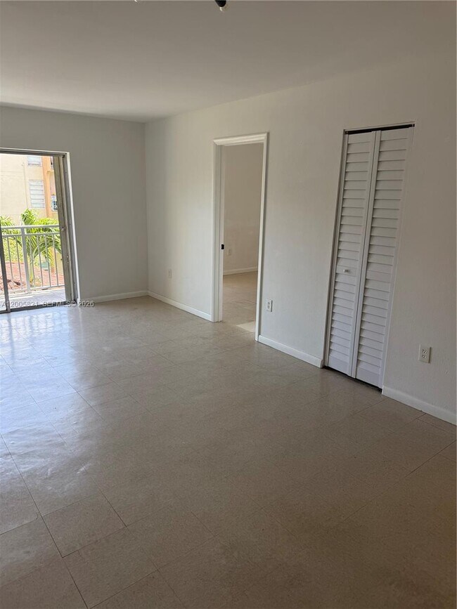 Foto del edificio - 4845 NW 7th St