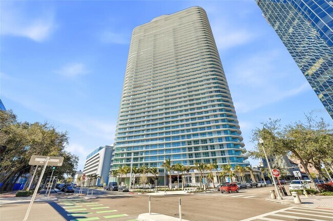 Foto del edificio - 400 Central Ave