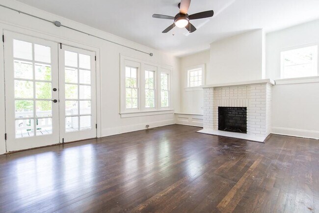 Building Photo - 536 Boulevard NE