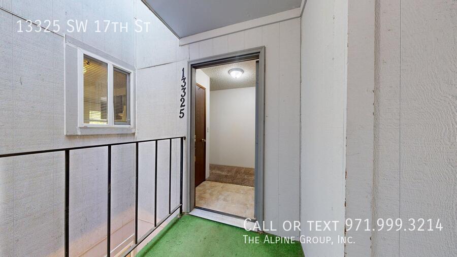 Foto principal - 13325 SW 17th St