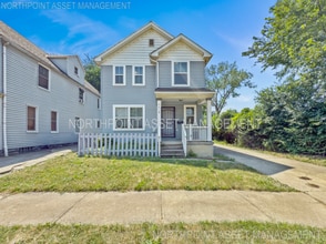 Building Photo - 3418 E 76th St