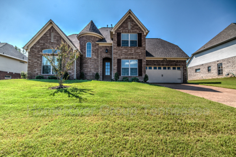 Foto principal - 6135 Abigail Bluffs Dr