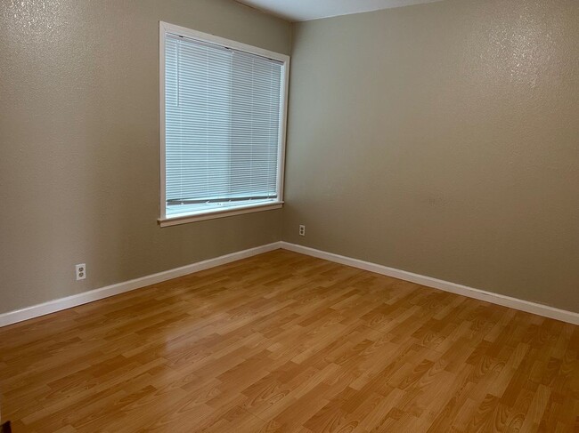 Building Photo - 1591 Dolores St