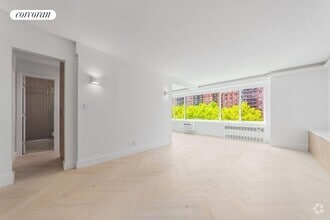 Building Photo - 392 Central Prk W