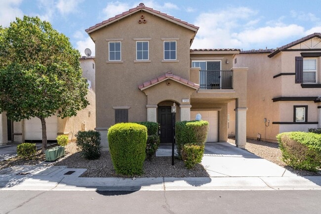 Building Photo - Cute Two-Story Home