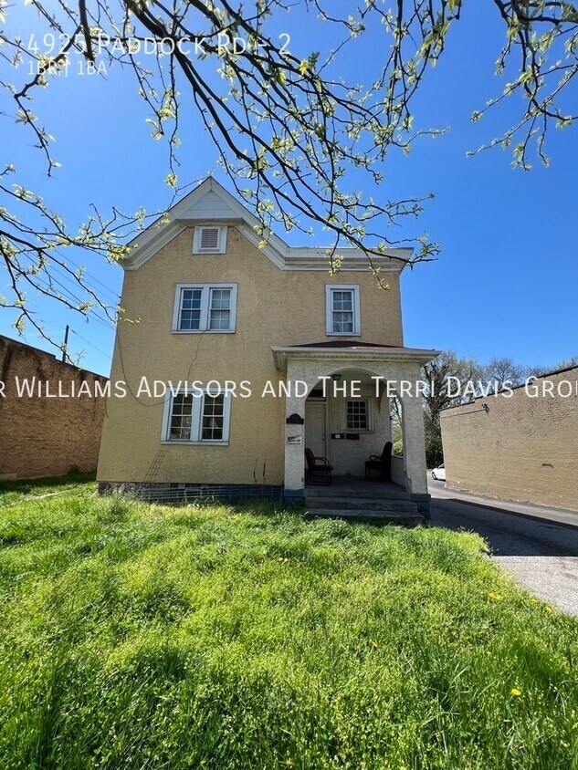 4925 Paddock Rd Unit 2, Cincinnati, OH 45237 Room for Rent in