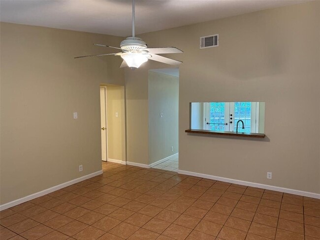 Building Photo - 10805 Lanshire Dr