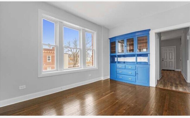 Foto del edificio - 957 N Central Park Ave